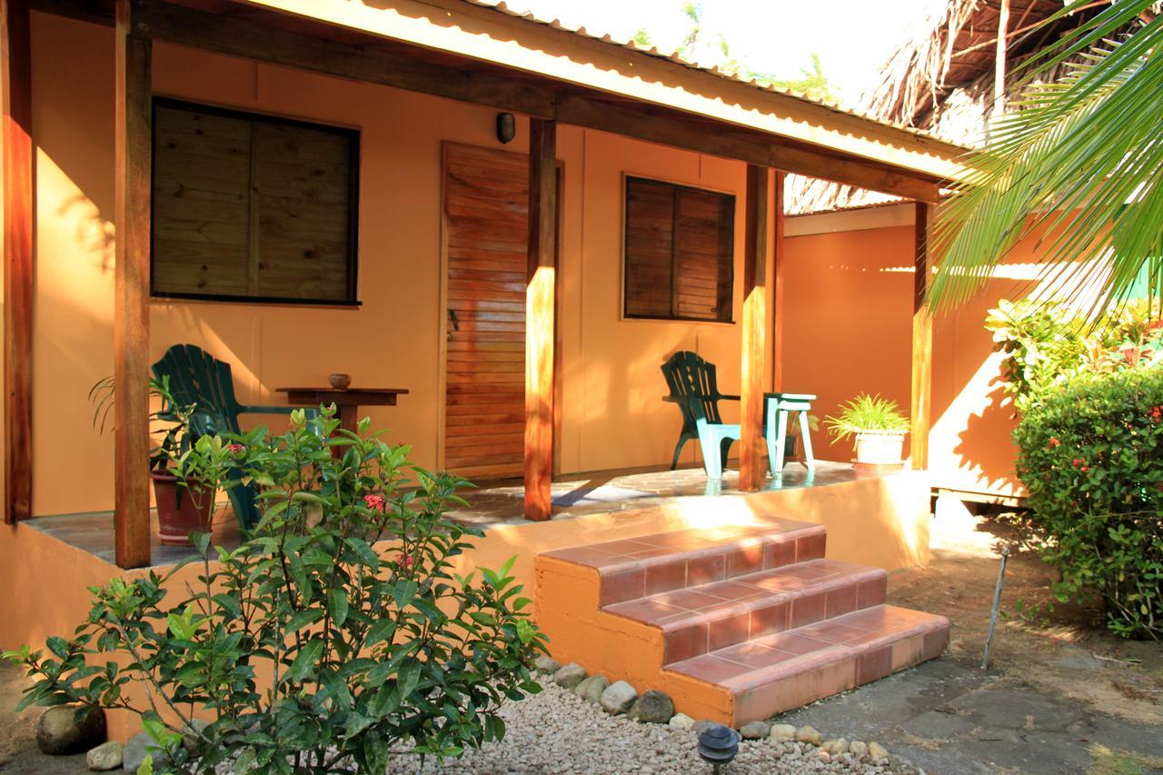 Cabinas Sol Y Mar Zancudo Ngoại thất bức ảnh